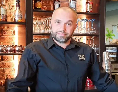 Seven square